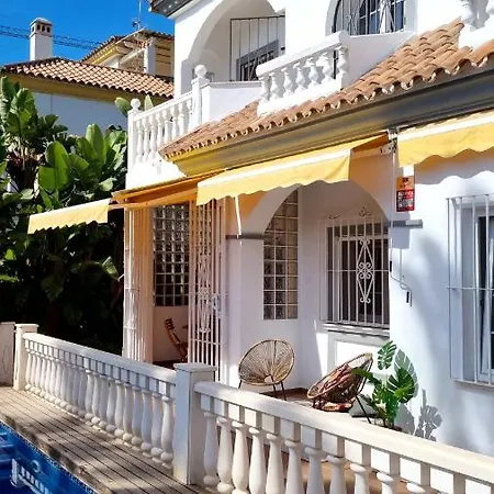 Town-house-style - On The Golden Mile Holiday home