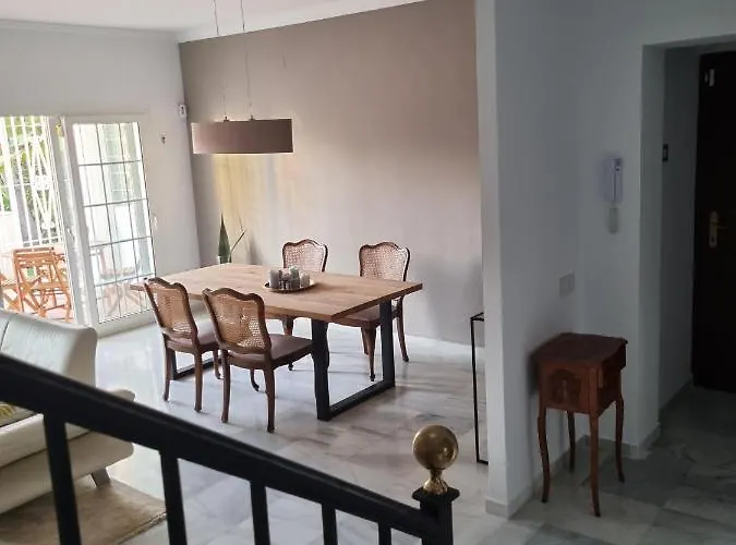 Town-house-style - On The Golden Mile Marbella