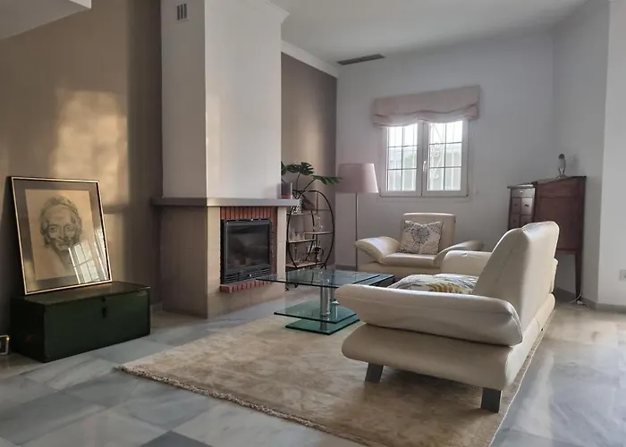 Town-house-style - On The Golden Mile Сasa de vacaciones Marbella