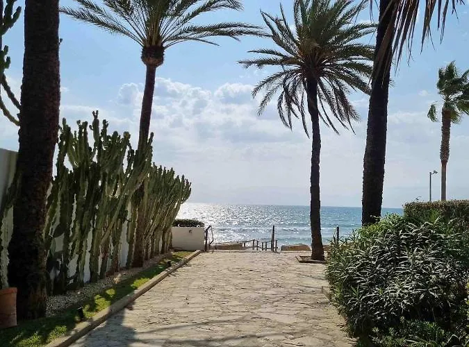 Town-house-style - On The Golden Mile