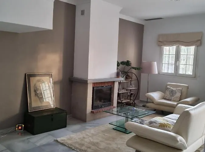 Сasa de vacaciones Town-house-style - On The Golden Mile *